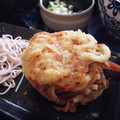 なち☆★'s cooksnap of when they made うどんで枝豆ちくわ人参のかき揚げ(๑´ڡ.