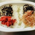 ♡マッキークッキング's cooksnap of when they made 『おにぎり』うめ子とこぶ男.