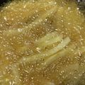 余麩胡's cooksnap of when they made 霜のついた冷凍ポテト！バチバチはねない♪.