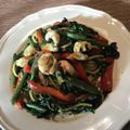 Yokchina's cooksnap of when they made ベトナム風ガーリックバター焼きそば.