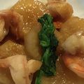 Yokchina's cooksnap of when they made ふぅ～ふぅ～♪大根の海老あんかけ♪.