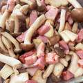マトリョーシカ1号's cooksnap of when they made エリンギとソーセージの炒め.