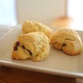 みるく茶's cooksnap of when they made クロワッサン風♪チョコスコーン.