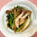 emiiem's cooksnap of when they made 三つ葉としめじのおひたし.