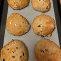 ピーナッツ子♪'s cooksnap of when they made 白神こだま酵母deレーズン胡桃食パン✿.