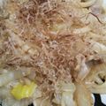 ささささ＆＊'s cooksnap of when they made ✜白菜で…和風焼きうどん✜.
