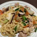ゆみらんたん's cooksnap of when they made 簡単♡１００％うまうま♪上海風焼きそば.