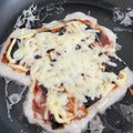 笑みs's cooksnap of when they made フライパンで簡単！和風カリカリもちピザ.
