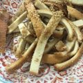 むぃ♪'s cooksnap of when they made ノンオイル☆パンの耳でゴマかりんとう.