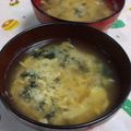 赤い電話's cooksnap of when they made 海苔大量消費　海苔のお味噌汁.