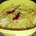 まんまるタマゴ君's cooksnap of when they made 大根の皮の甘酢漬け.