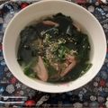 ☆hikonyan☆'s cooksnap of when they made ＊わかめとウィンナーのスープ.