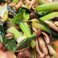 テラピートラ's cooksnap of when they made 小松菜ときのこのオイスター炒め.