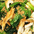 やえまりも's cooksnap of when they made 副菜の定番☆小松菜とちくわのごま和え.