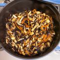 トモ２'s cooksnap of when they made 投入するだけ！ひじきの煮物（STAUB）.