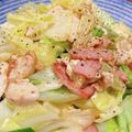リリンgo's cooksnap of when they made 白菜のピータン塩卵ベーコン炒め.