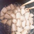 虹っ子☆'s cooksnap of when they made 後期離乳食♪里芋煮っ転がし♪.