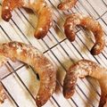chezmoko's cooksnap of when they made ブルーチーズ入りねじり胡桃パン.