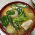 クックmichi☆♪'s cooksnap of when they made ほうれん草&玉ねぎとじゃが芋のお味噌汁.