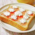 ふうはっちゃん's cooksnap of when they made ✿イチゴショート風トースト.