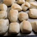 ももはす's cooksnap of when they made ひとくちココナッツミルクパン.