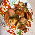 ぶぅ〜ころ's cooksnap of when they made ちくわと魚肉ソーセージのバター炒め.