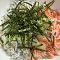 asacham's cooksnap of when they made 超簡単！しらすと桜エビの丼.