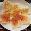 ☆hikonyan☆'s cooksnap of when they made 3分で完成！レンチン♪チーズせんべい4種.