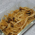 まな姫's cooksnap of when they made うまッ☆もやしとしめじのバターカレー炒め.