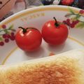 ☆hikonyan☆'s cooksnap of when they made お弁当に♪葉っぱ付きミニトマトりんご.