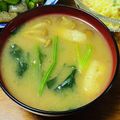 はっぴぃ☆モソモ's cooksnap of when they made なめこ、ほうれん草、油揚げの味噌汁.