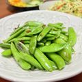 Superlittleboo's cooksnap of when they made スナップえんどうのガーリック焼き.