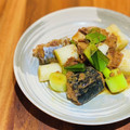 西＊絵子's cooksnap of when they made さば缶(みそ煮)と白葱の簡単味噌煮込み.