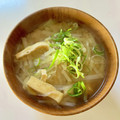 azbjbn's cooksnap of when they made 大根の千六本と油揚げのお味噌汁.