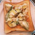 ひろこたき's cooksnap of when they made 紀州金山寺味噌タルタルのアボカド丼.