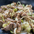お塩と砂糖's cooksnap of when they made 豚肉とたまねぎの黄金炒め.