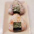 まんまるまうちゃん's cooksnap of when they made ゆかりとおかかのおにぎり.