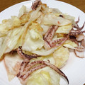 vabochan's cooksnap of when they made ゲソときゃべつのガーリックバター炒め.