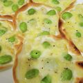 rha♡nana's cooksnap of when they made 餃子の皮de枝豆ミニピザ.