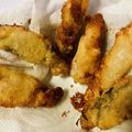 ぱくぱく1127's cooksnap of when they made 餃子の皮でおつまみチーズ揚げ.