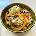 azbjbn's cooksnap of when they made 基本の和食◆ひじきとごぼうの炊き込みご飯.