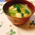 yesmama's cooksnap of when they made 小松菜とモヤシの味噌汁.