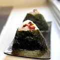 かっちゃん杉's cooksnap of when they made あさりの佃煮と梅干しの二刀流おにぎり.