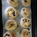 きなじろう's cooksnap of when they made ランチやおやつに♪りんごレーズンパン.
