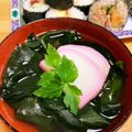 ぽろっとＱちゃん's cooksnap of when they made 即席！お吸い物　ワカメとかまぼこ.