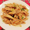 ハッピーまるしぇ's cooksnap of when they made 材料２つ！ネギ消費！ネギと舞茸の炒め物.