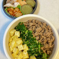 yu228's cooksnap of when they made 鶏そぼろと炒り卵と大根の葉っぱの三色丼.