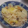 きらり流れ星's cooksnap of when they made 白菜とベーコンの和風コンソメスープスパ.