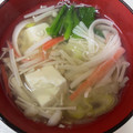まん！'s cooksnap of when they made 白だしで簡単。カニカマえのき豆腐のスープ.