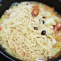 tsumichan★'s cooksnap of when they made サッポロ一番 鶏もやしみそ生姜なべ.